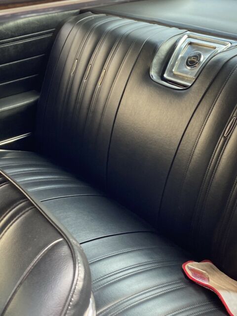 Chevrolet Impala 1966 image number 17