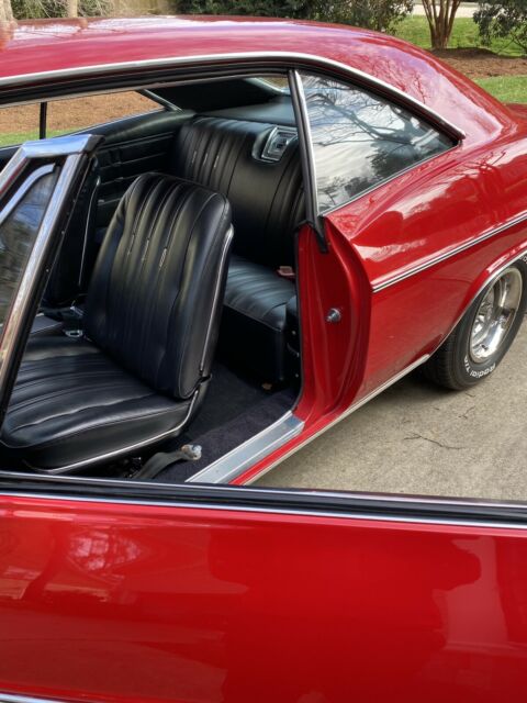 Chevrolet Impala 1966 image number 4