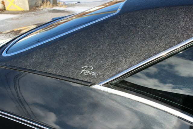 Buick Riviera 1970 image number 13