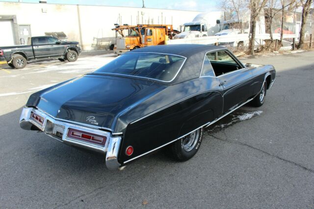 Buick Riviera 1970 image number 4