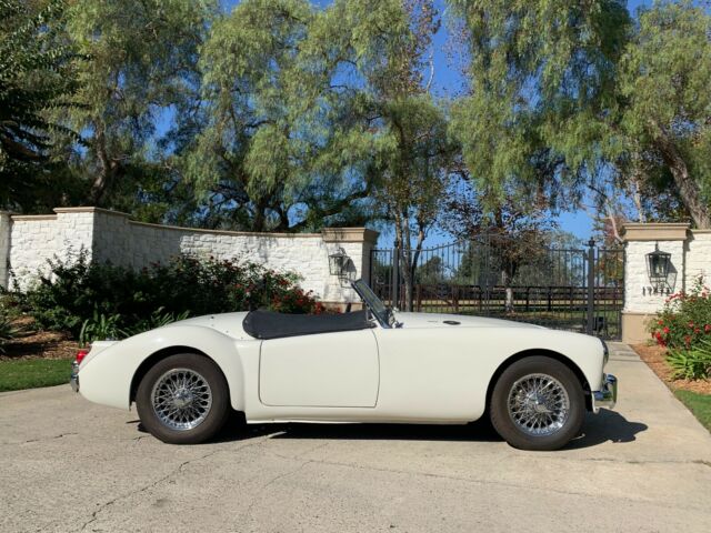 MG MGA 1960 image number 27