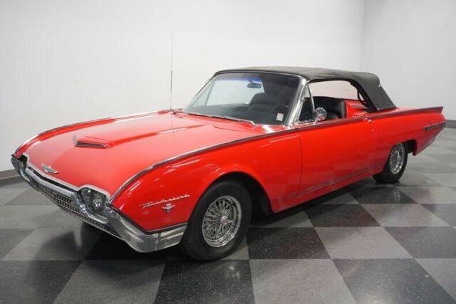 Ford Thunderbird 1962 image number 29