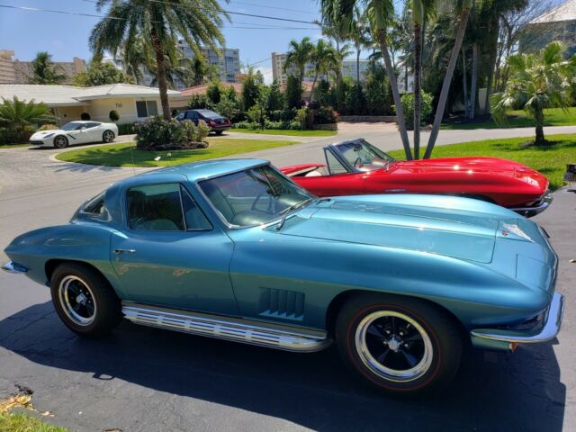 Chevrolet Corvette 1967 image number 2
