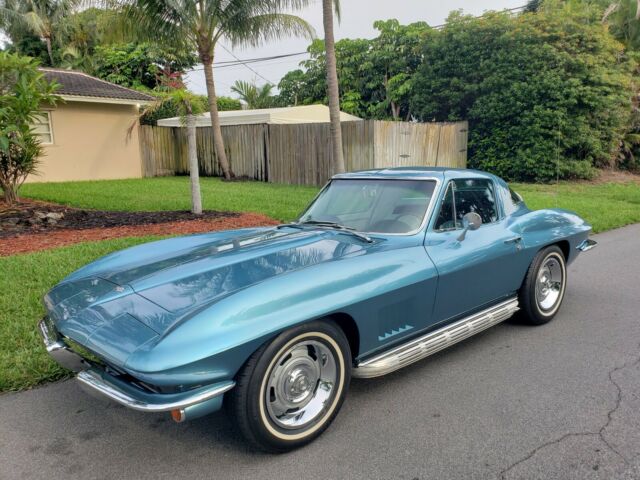 Chevrolet Corvette 1967 image number 4