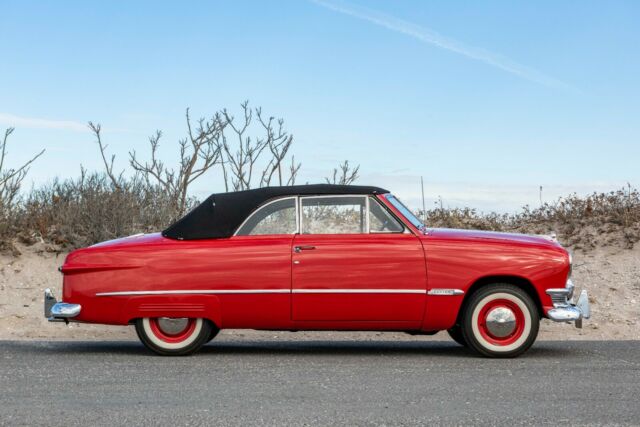 Ford Deluxe 1950 image number 10