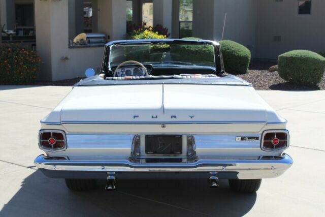 Plymouth Fury 1963 image number 3