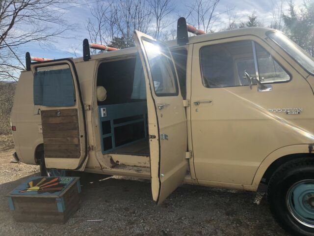 Dodge b200 tradesmen 1979 image number 2