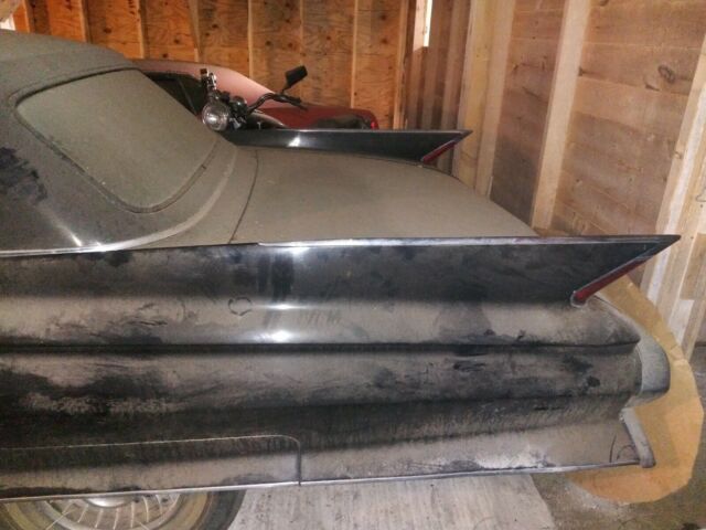 Cadillac Fleetwood 1961 image number 6