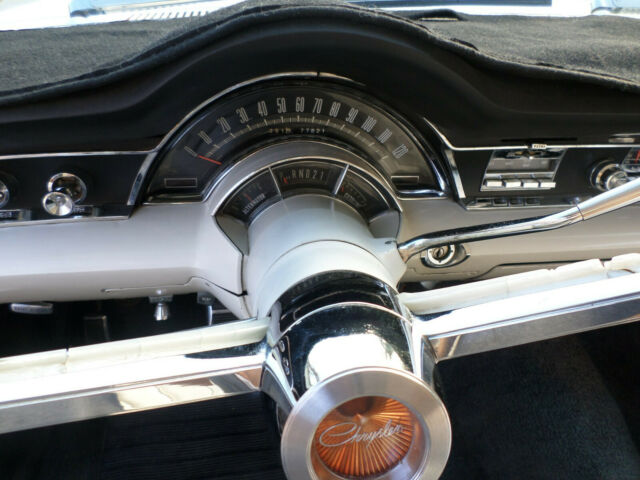 Chrysler Newport 1965 image number 13
