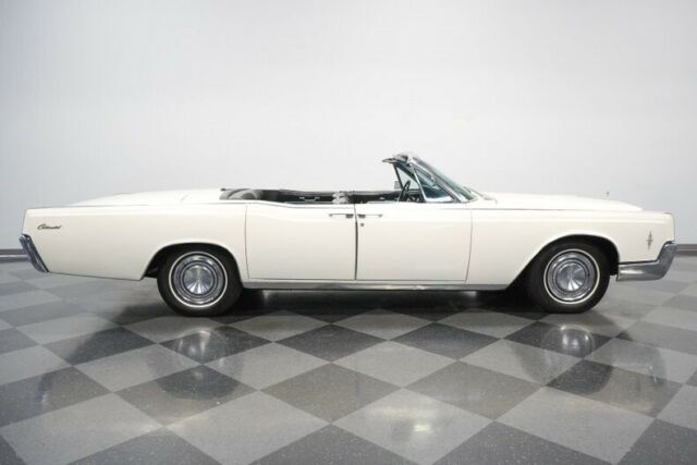 Lincoln Continental 1966 image number 15