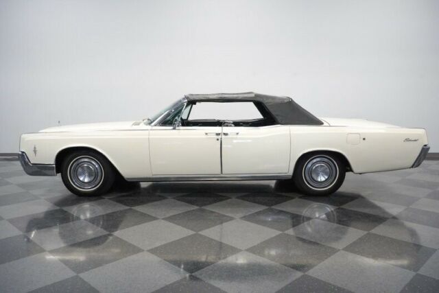 Lincoln Continental 1966 image number 47