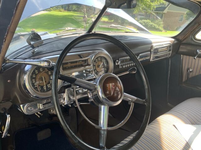 Hudson Commodore Six 1951 image number 25