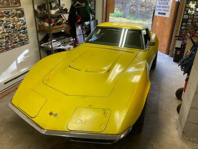 Chevrolet Corvette 1971 image number 30
