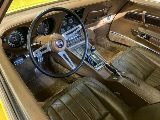 Chevrolet Corvette 1971 image number 8