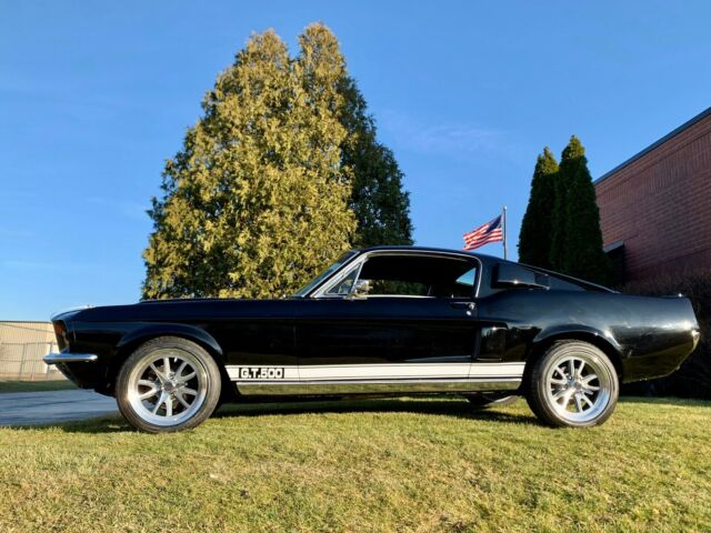 Ford Mustang 1967 image number 19