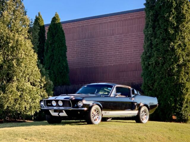 Ford Mustang 1967 image number 2