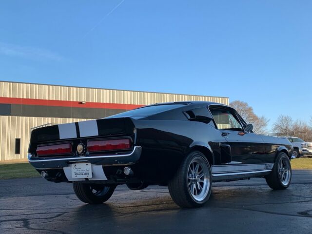Ford Mustang 1967 image number 23