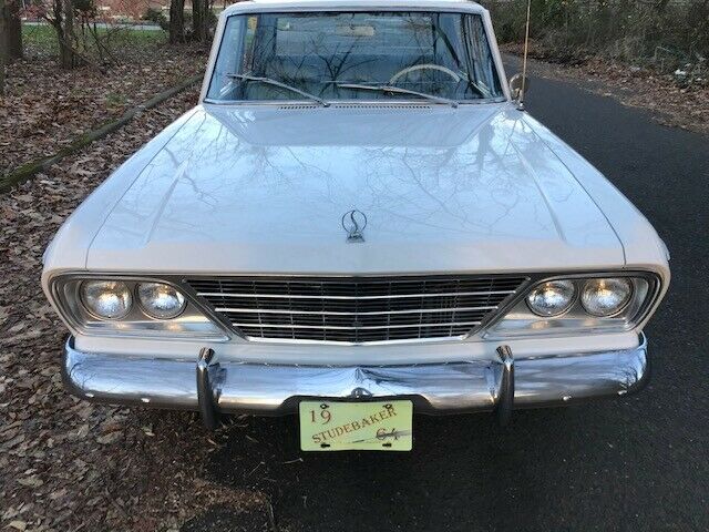 Studebaker Cruiser 1964 image number 7