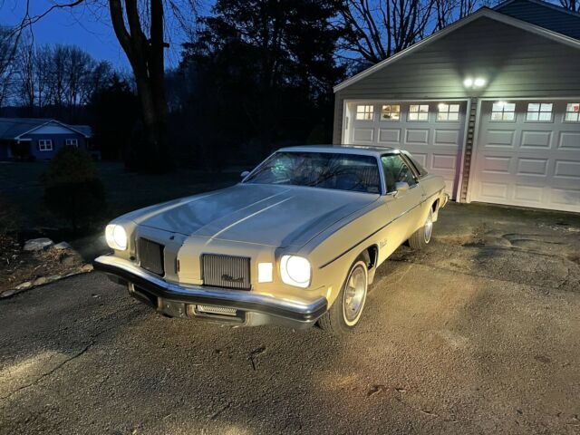 Oldsmobile Cutlass 1974 image number 23