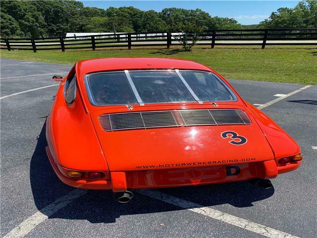 Porsche 911 1967 image number 12