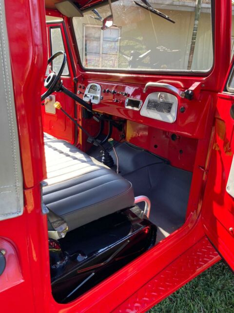 Toyota Land Cruiser 1971 image number 20