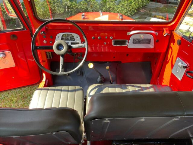 Toyota Land Cruiser 1971 image number 8