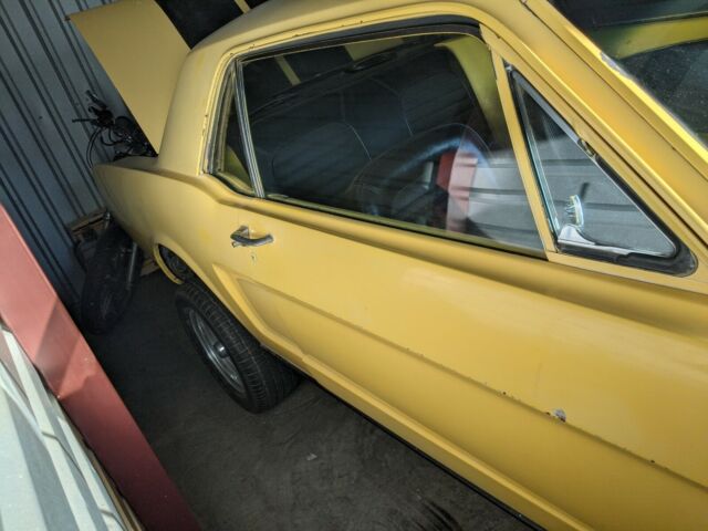 Ford Mustang 1966 image number 20