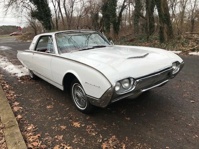 Ford Thunderbird 1961 image number 6