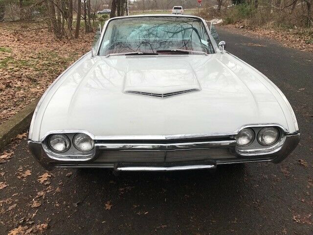 Ford Thunderbird 1961 image number 7