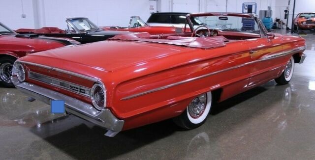 Ford Galaxie 1964 image number 33