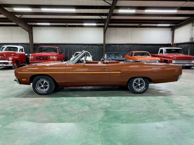 Plymouth Road Runner 1970 image number 1