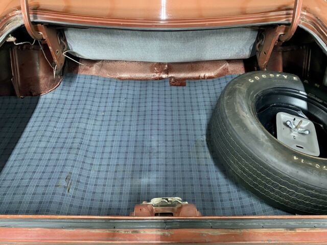Plymouth Road Runner 1970 image number 19