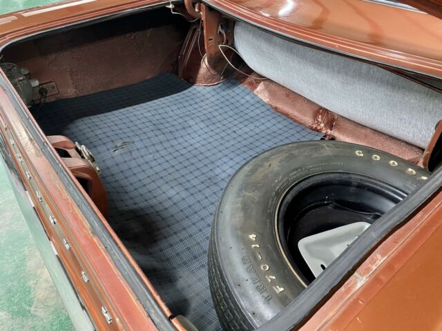 Plymouth Road Runner 1970 image number 44