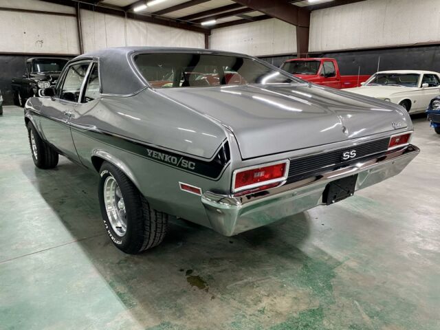 Chevrolet Nova 1970 image number 2