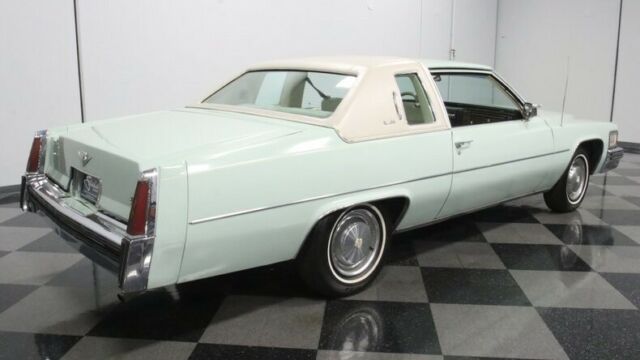 Cadillac DeVille 1977 image number 14