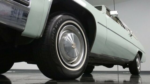 Cadillac DeVille 1977 image number 23