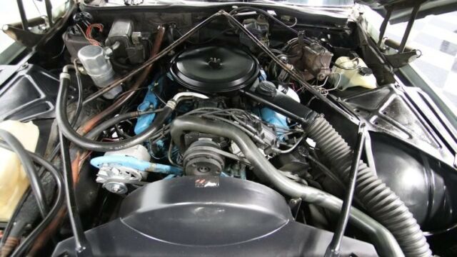 Cadillac DeVille 1977 image number 27