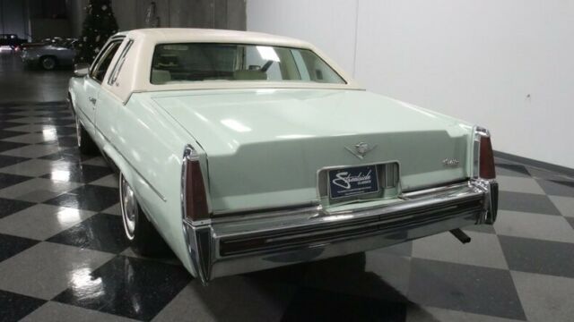 Cadillac DeVille 1977 image number 34