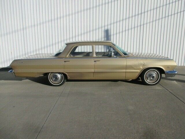 Chevrolet Impala 1963 image number 25