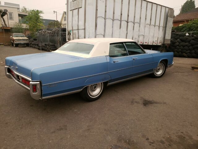 Lincoln Continental 1973 image number 32
