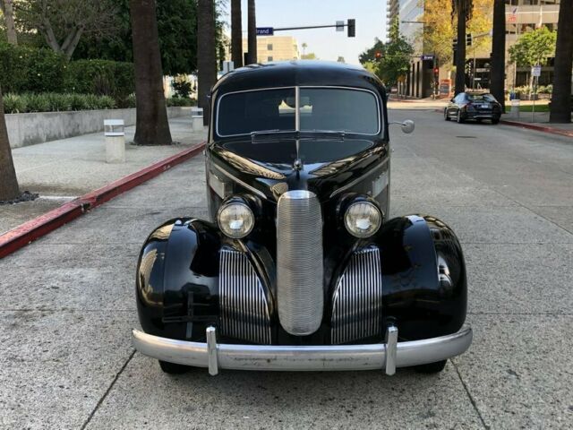Cadillac Lasalle Hearse 1939 image number 1