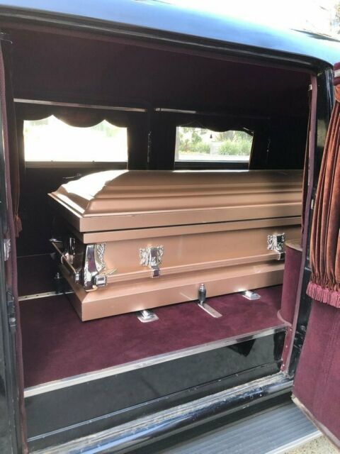 Cadillac Lasalle Hearse 1939 image number 19