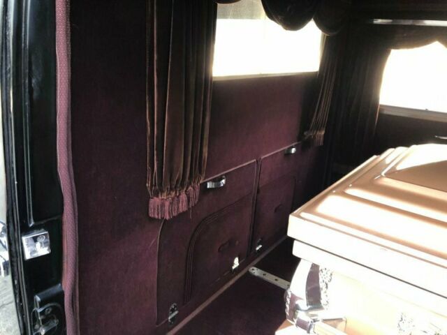 Cadillac Lasalle Hearse 1939 image number 38