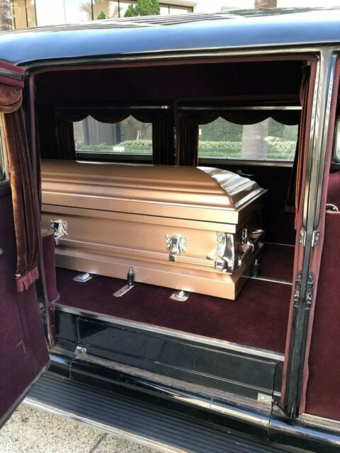 Cadillac Lasalle Hearse 1939 image number 42