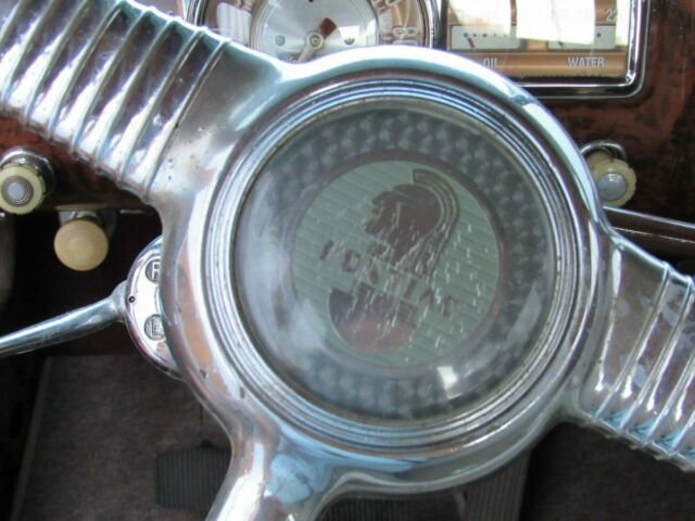 Pontiac Streamliner 1947 image number 38