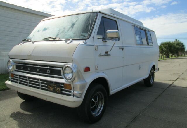 Ford E-Series Van 1969 image number 0