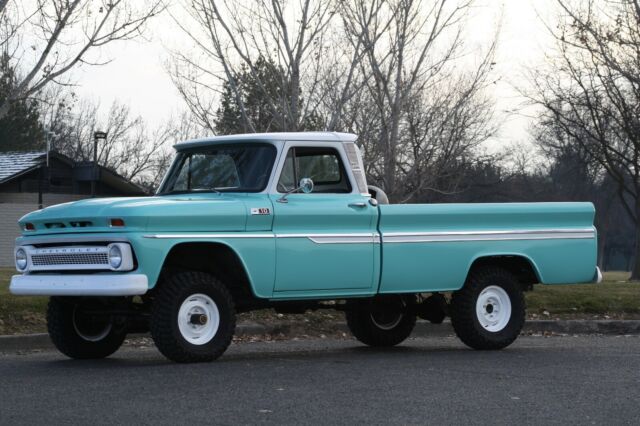 Chevrolet C-10 1965 image number 3
