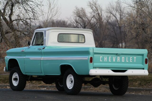 Chevrolet C-10 1965 image number 31