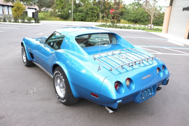 Chevrolet Corvette 1976 image number 26