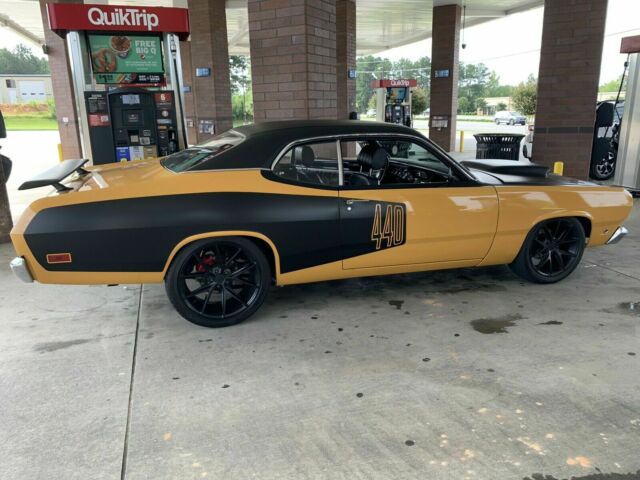 Plymouth Duster 1971 image number 26